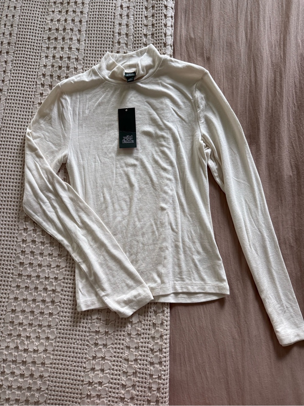NEW Wild Fable‎ Cream Mock Neck Long Sleeve Top Size S